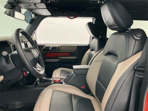Used 2023 Ford Bronco Wildtrak image 20
