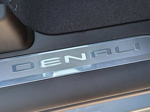 New 2026 GMC Sierra 1500 Denali w/ Denali Reserve Package AWD/4WD image 32