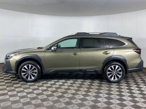 Used 2024 Subaru Outback Touring AWD/4WD image 9