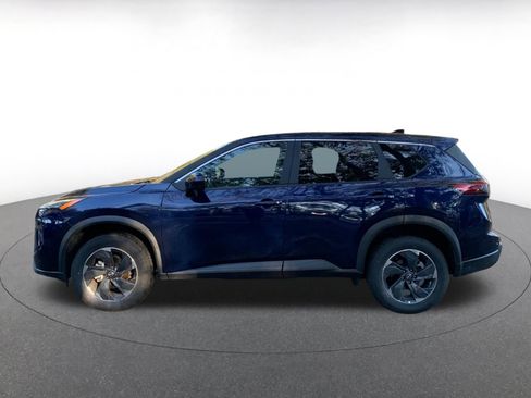 Used 2025 Nissan Rogue SV image 4