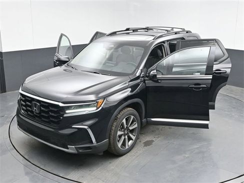 Used 2023 Honda Pilot Elite image 52