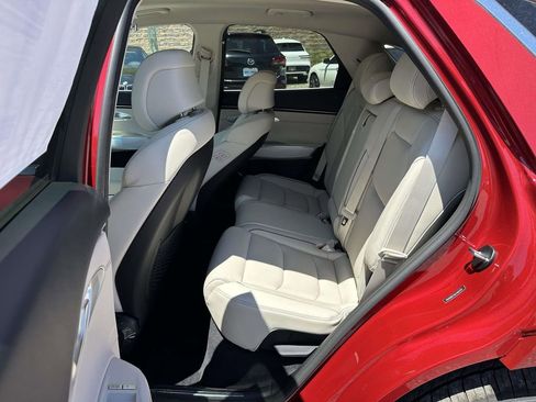 New 2026 Genesis GV70 2.5T Advanced AWD/4WD image 12