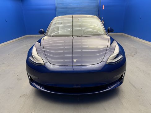 Used 2021 Tesla Model 3 Standard Range Plus RWD image 3