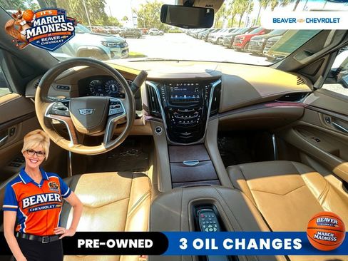Used 2017 Cadillac Escalade ESV Platinum image 20