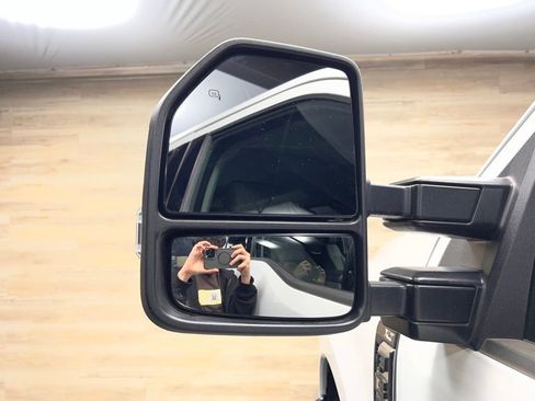 Used 2025 Ford F350 XLT image 27