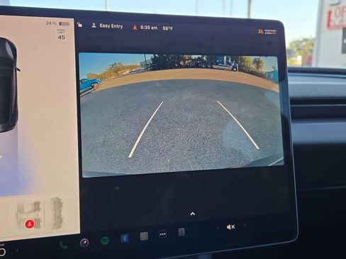 Used 2025 Tesla Model 3 Long Range image 22