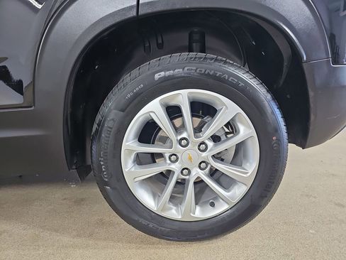 Used 2025 Chevrolet TrailBlazer LS w/ LS Convenience Package AWD/4WD image 38