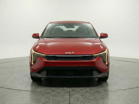 Used 2025 Kia K4 FWD image 2
