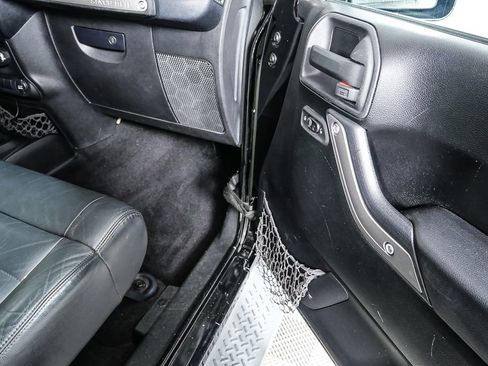 Used 2012 Jeep Wrangler Unlimited Sport image 22