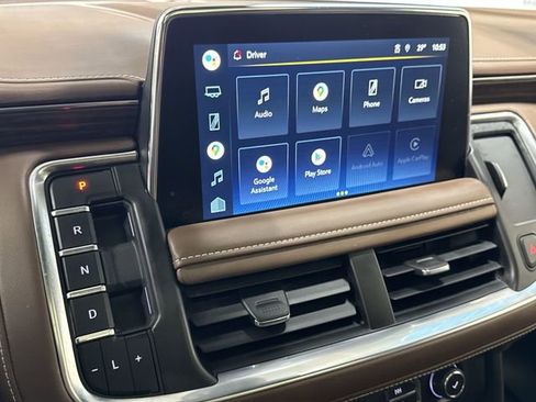 Certified 2022 Chevrolet Tahoe High Country w/ Premium Package image 20