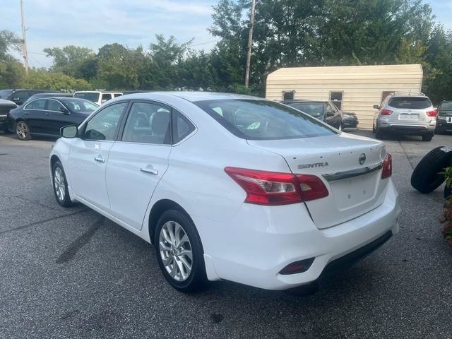 Used 2017 Nissan Sentra S w/ S Style Package FWD image 5