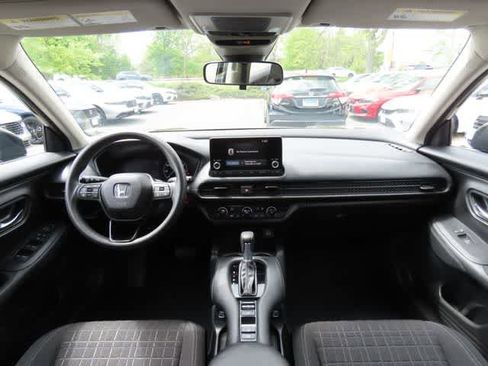 Used 2023 Honda HR-V LX image 17