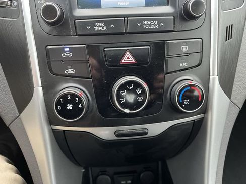 Used 2014 Hyundai Sonata GLS w/ Popular Equipment Group 2 FWD image 18