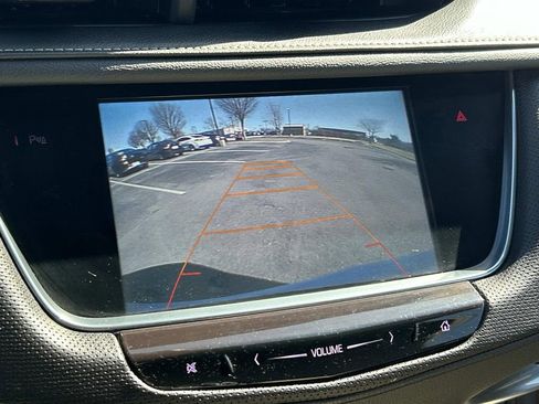 Used 2017 Cadillac XT5 Premium Luxury FWD image 29