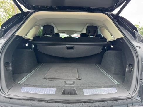 Used 2018 Cadillac XT5 Luxury AWD/4WD image 5