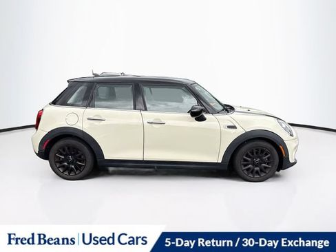 Used 2021 MINI Cooper 4-Door Hardtop FWD image 12