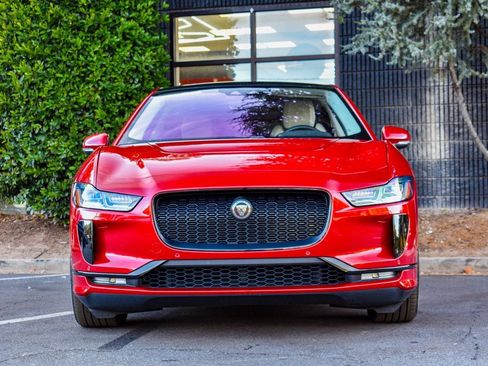 Used 2020 Jaguar I-PACE SE image 6
