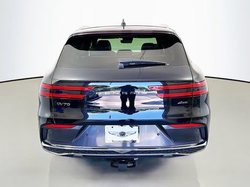 New 2026 Genesis GV70 2.5T Advanced w/ G1 Accessory Package AWD/4WD image 6