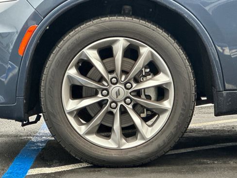 Used 2021 Dodge Durango SXT image 28