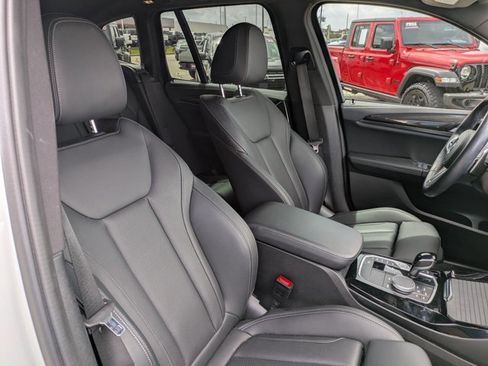 Used 2023 BMW X3 M40i w/ Premium Package image 18