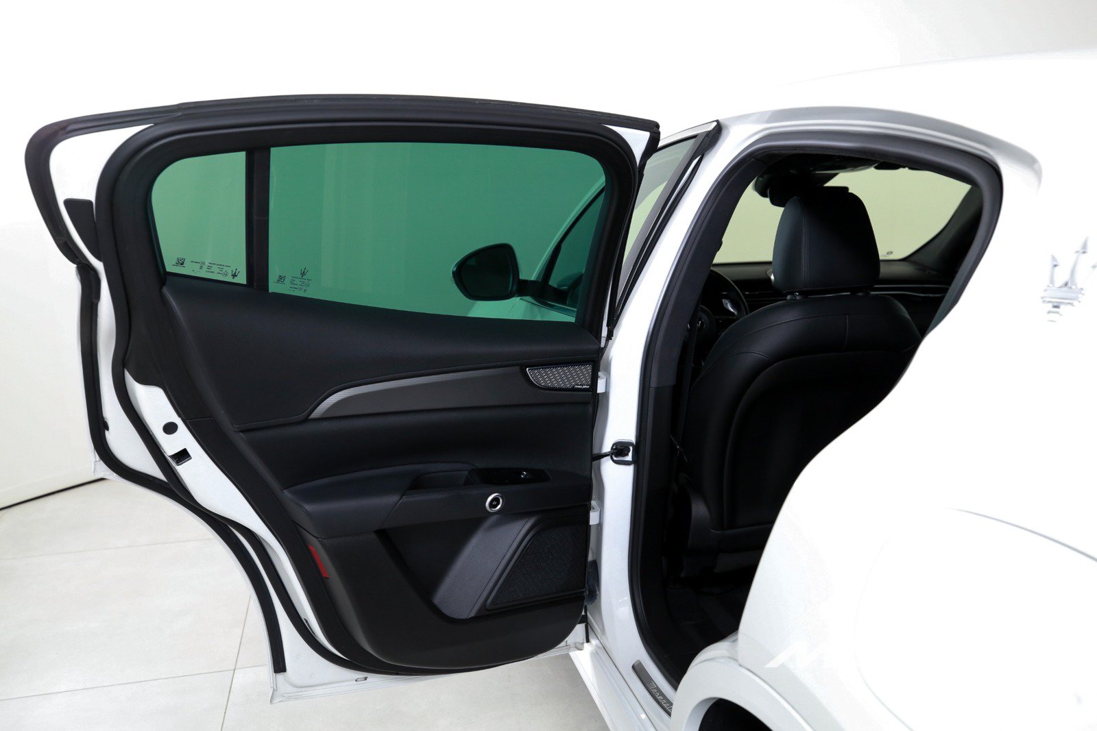 Used 2024 Maserati Grecale GT AWD/4WD image 17