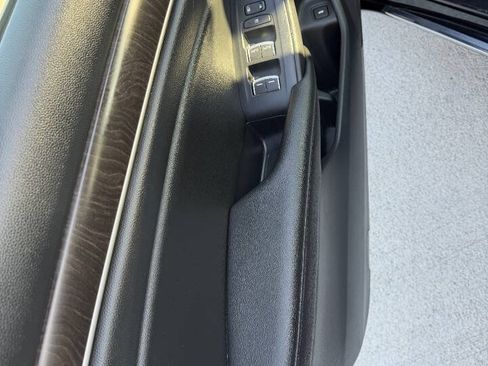 Used 2019 Honda Accord EX image 27