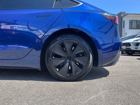 Used 2025 Tesla Model 3 RWD image 12