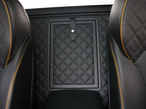 Used 2017 Bentley Bentayga W12 image 68