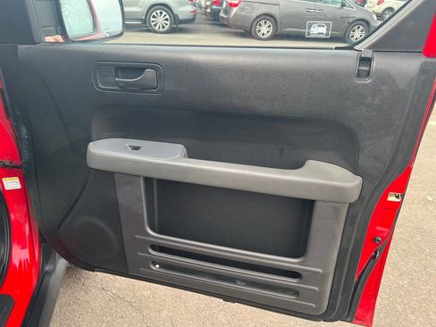 Used 2005 Honda Element EX image 20