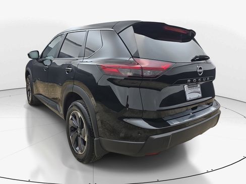 Used 2025 Nissan Rogue SV FWD image 6