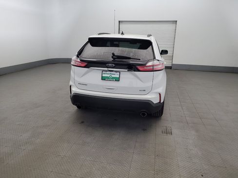 Used 2020 Ford Edge SE AWD/4WD image 7