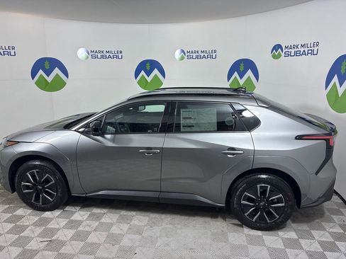 New 2026 Subaru Solterra AWD/4WD image 7
