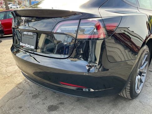 Used 2023 Tesla Model 3 Standard Range RWD image 81