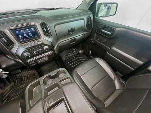 Used 2021 GMC Sierra 1500 4x4 Crew Cab w/ Sierra Value Package image 11