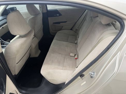 Used 2013 Honda Accord LX image 17