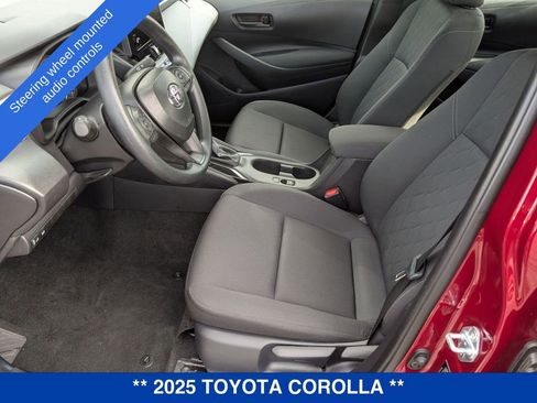 Used 2025 Toyota Corolla LE image 15