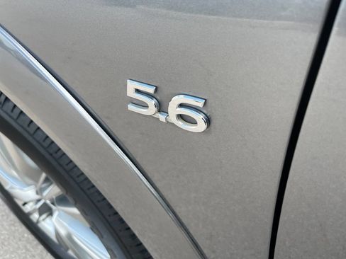 Used 2018 INFINITI QX80 4WD w/ Driver Assistance Package image 32