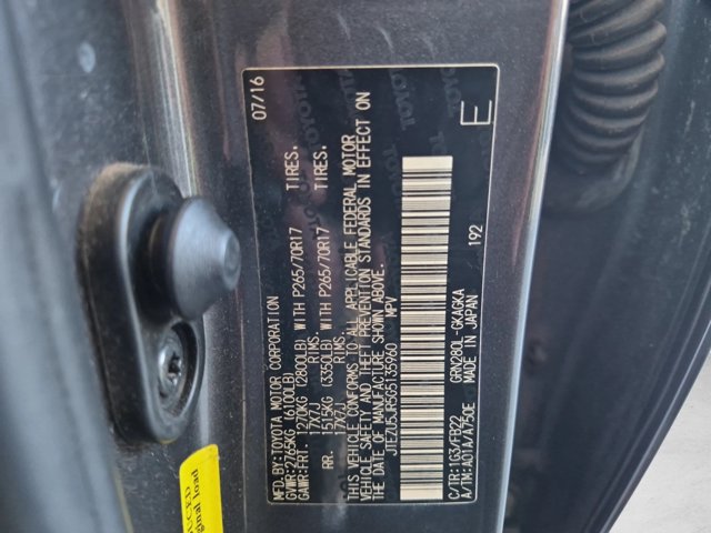 Used 2016 Toyota 4Runner SR5 RWD image 25