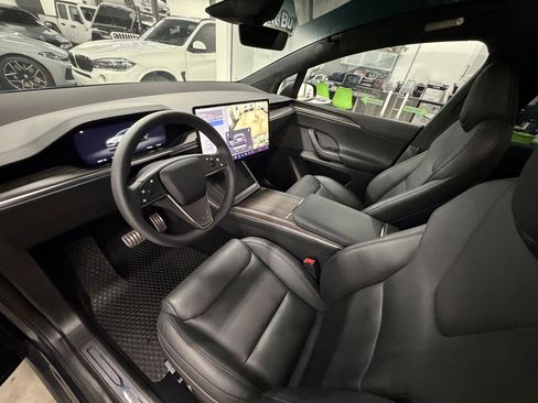 Used 2024 Tesla Model X AWD/4WD image 10