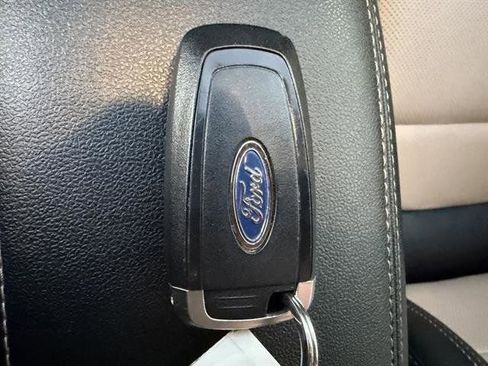 Used 2022 Ford Escape Titanium w/ Titanium Elite Package image 31