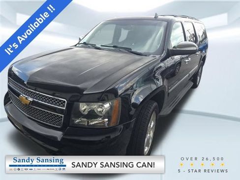 Used 2013 Chevrolet Suburban LTZ RWD image 1