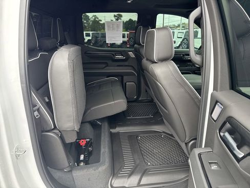 Used 2025 GMC Sierra 1500 AT4X image 22