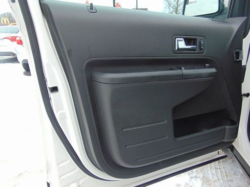 Used 2010 Ford Edge SEL image 20