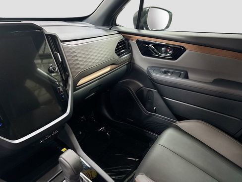 Certified 2025 Subaru Forester Sport image 23