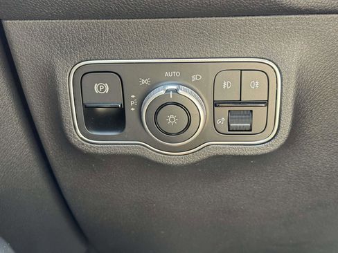 Certified 2024 Mercedes-Benz GLB 250 GLB 250 image 23