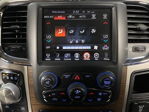 Used 2017 RAM 1500 Laramie AWD/4WD image 24