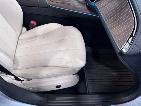 Certified 2025 Mercedes-Benz E 350 4MATIC Sedan image 18