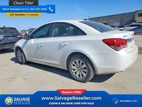 Used 2011 Chevrolet Cruze LS image 3