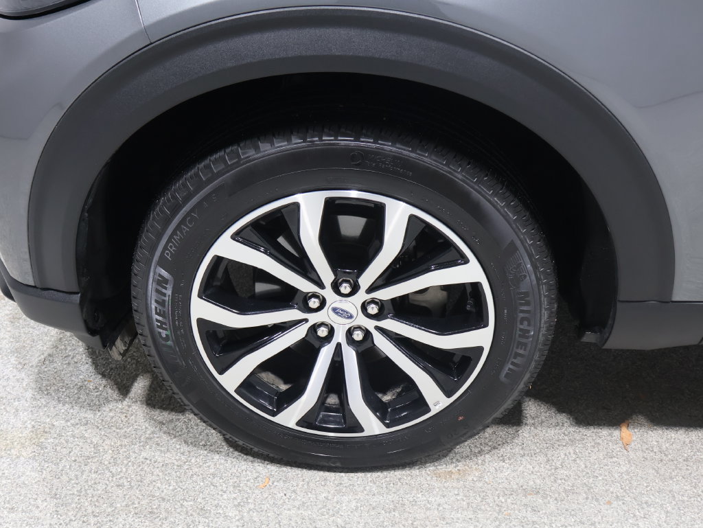 Used 2025 Ford Explorer ST-Line AWD/4WD image 7