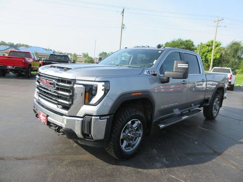 Certified 2025 GMC Sierra 2500 SLE w/ SLE Value Package; AWD/4WD image 13